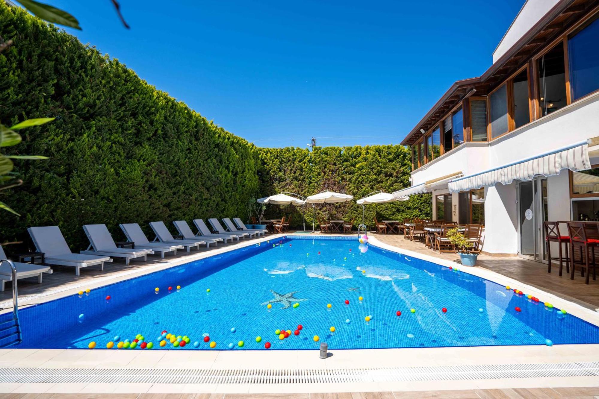 Cunda Giritlioglu Otel Adult Only Ayvalı Exterior foto